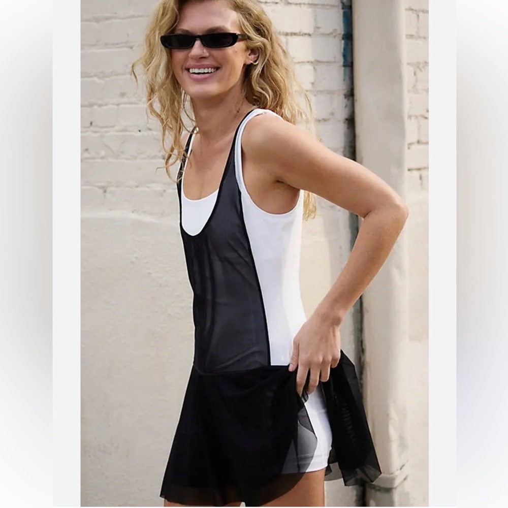 FP Movement Downtown Drop Shot Dress in Black size XS NWOT Retail $128 - Picture 2 of 7